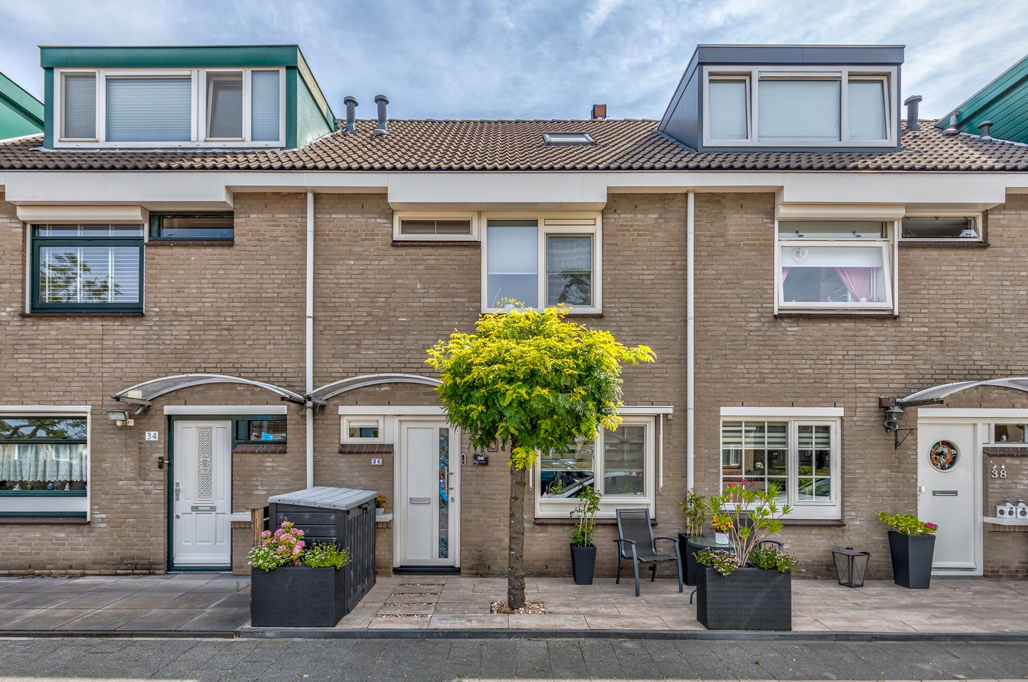 Foto 29 van Basrastraat 36