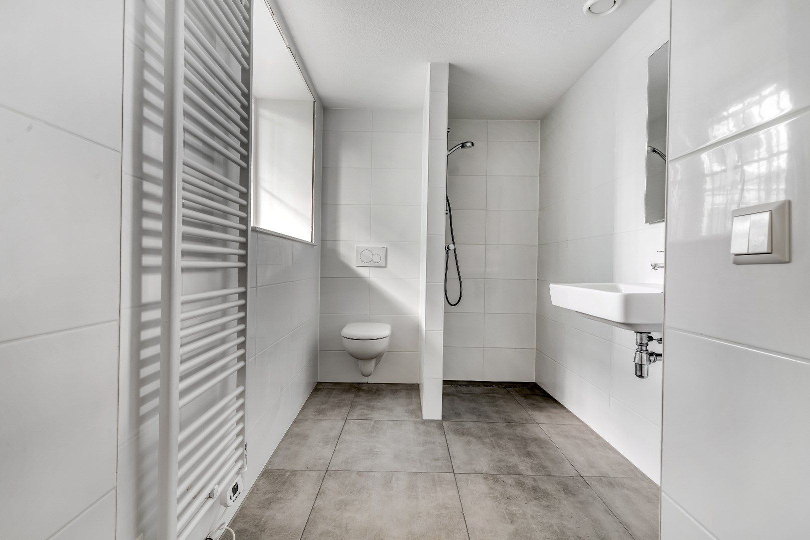 Foto 9 van Stationsplein 4-A