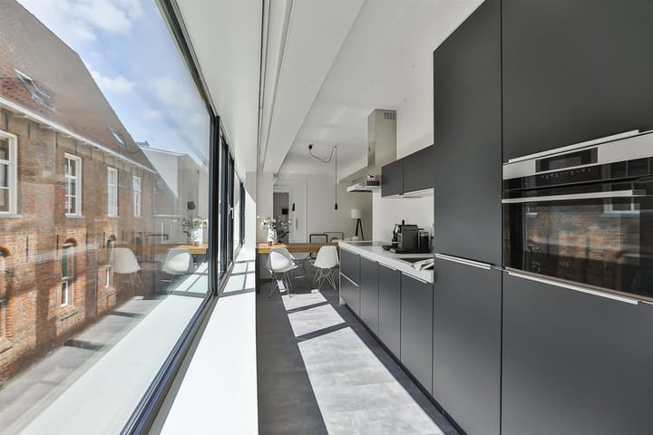 Photo 6 of Weeshuisgang 2-5