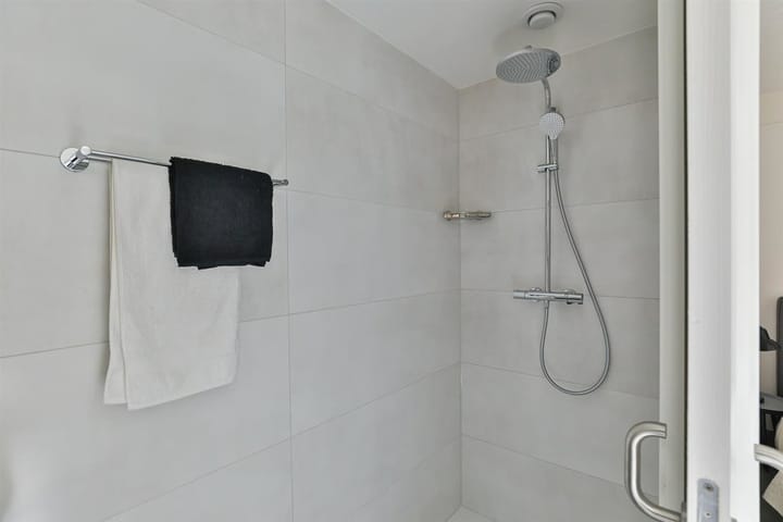 Photo 15 of Weeshuisgang 2-5