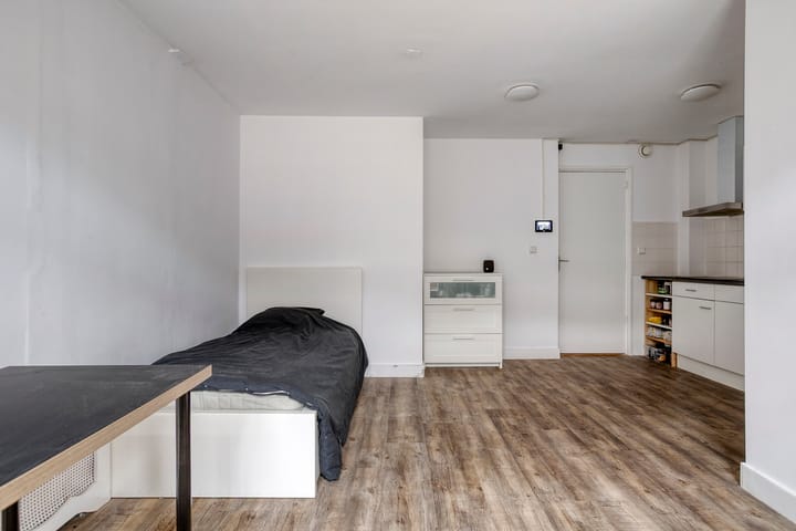 Photo 12 of Sweder van Zuylenweg 81