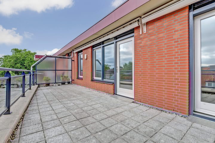 Foto 24 van Aarweg 3-0008