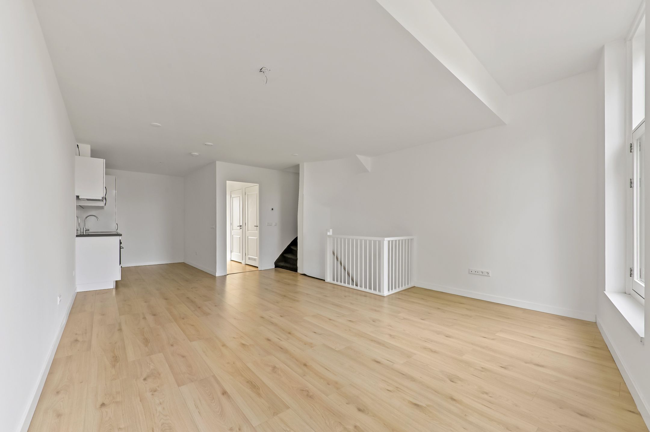 Foto 9 van Vlaardingerstraat 19-B