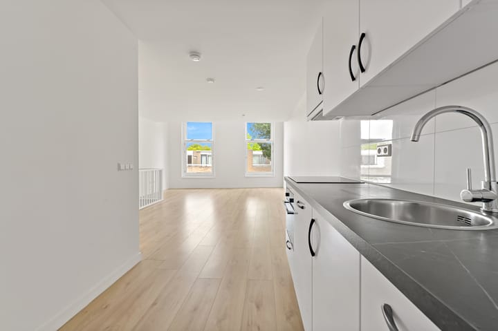 Foto 15 van Vlaardingerstraat 19-B