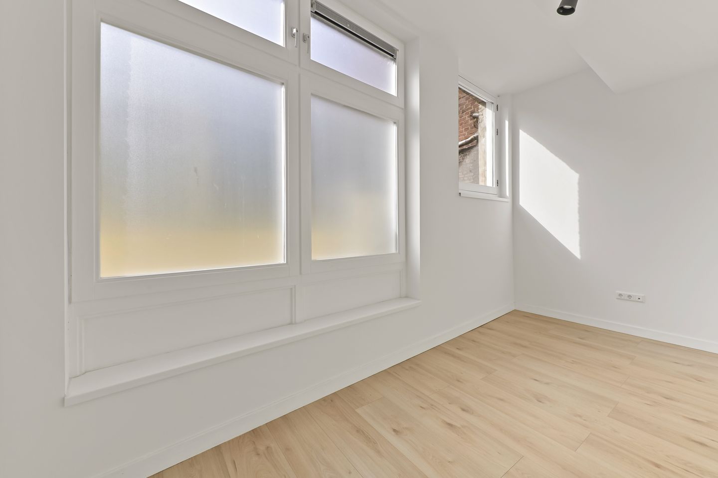 Foto 19 van Vlaardingerstraat 19-B