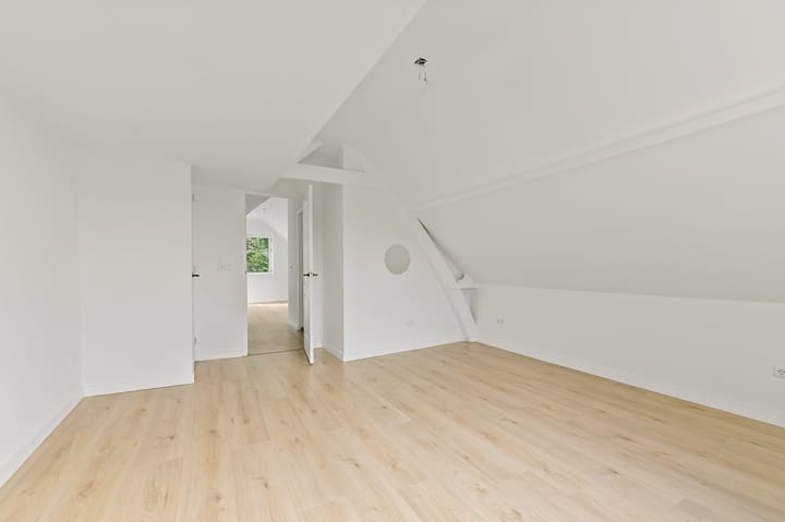 Foto 29 van Vlaardingerstraat 19-B