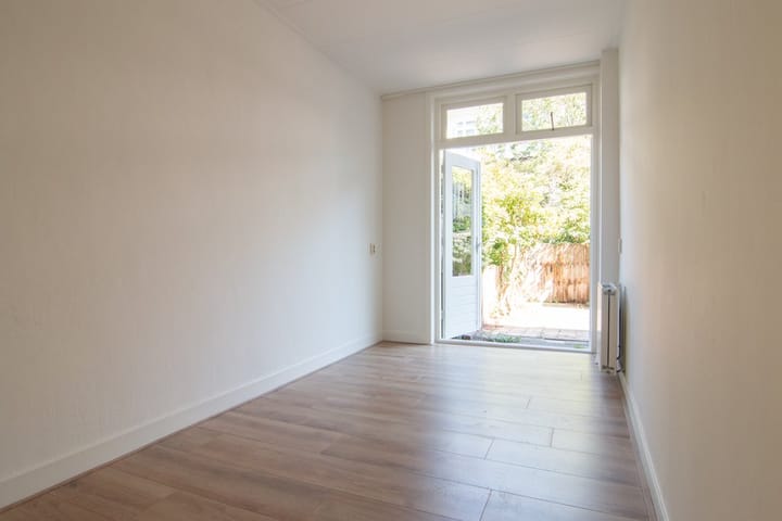 Foto 5 van Eemsstraat 63-H