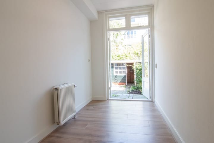 Foto 7 van Eemsstraat 63-H