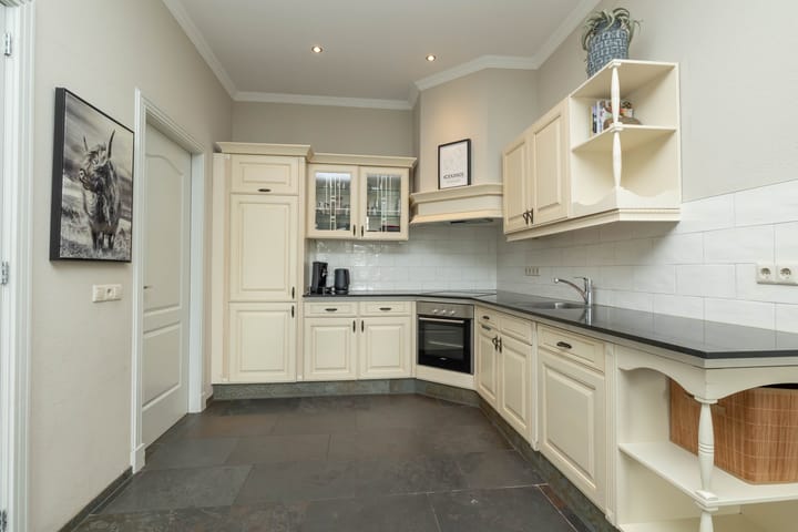 Photo 4 of Dorpsstraat 78