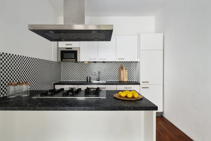 Photo 8 of Strevelsweg 28-A