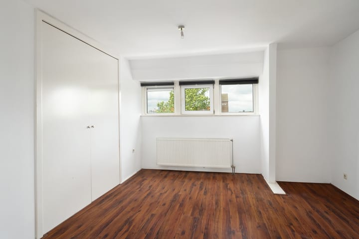 Photo 18 of Strevelsweg 28-A