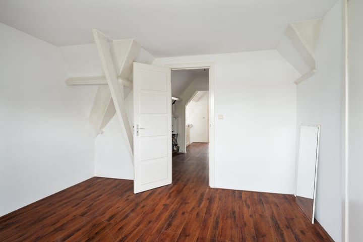 Photo 20 of Strevelsweg 28-A