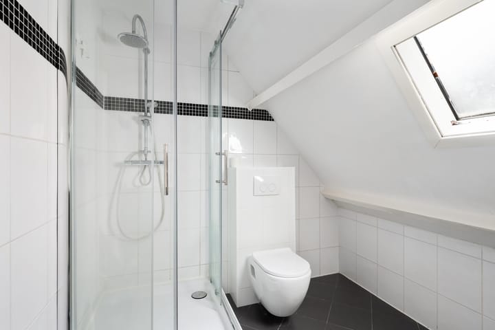 Photo 24 of Strevelsweg 28-A