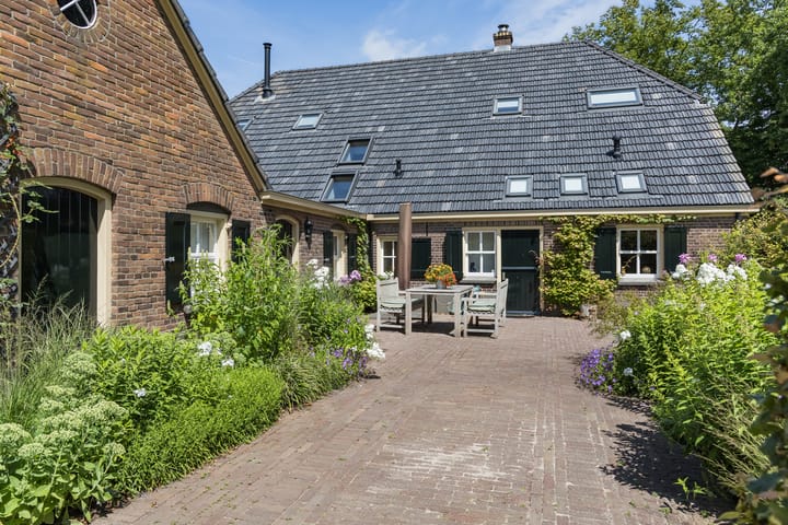 Foto 10 van Schoneveldsdijk 32