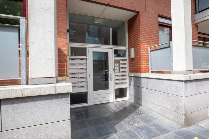 Foto 4 van Sphinxlunet 46-F