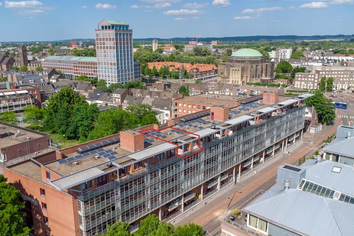 Foto 23 van Sphinxlunet 46-F