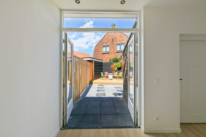 Foto 12 van Bremstraat 27