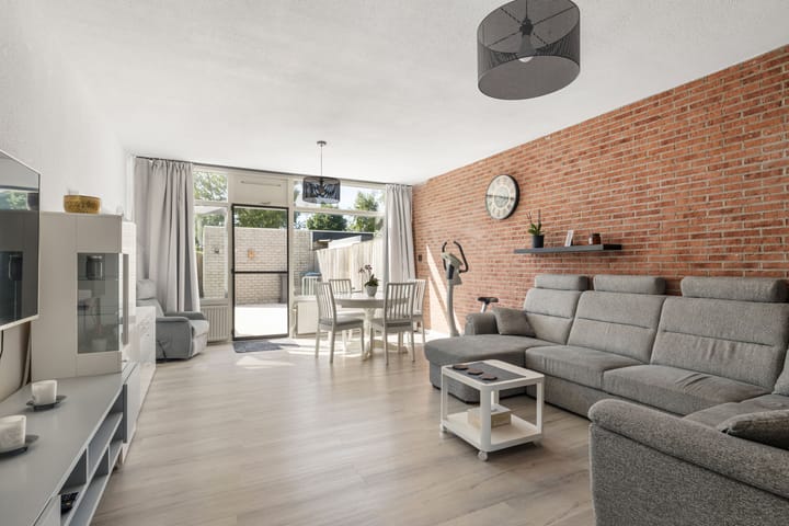 Foto 2 van Adonislaan 7