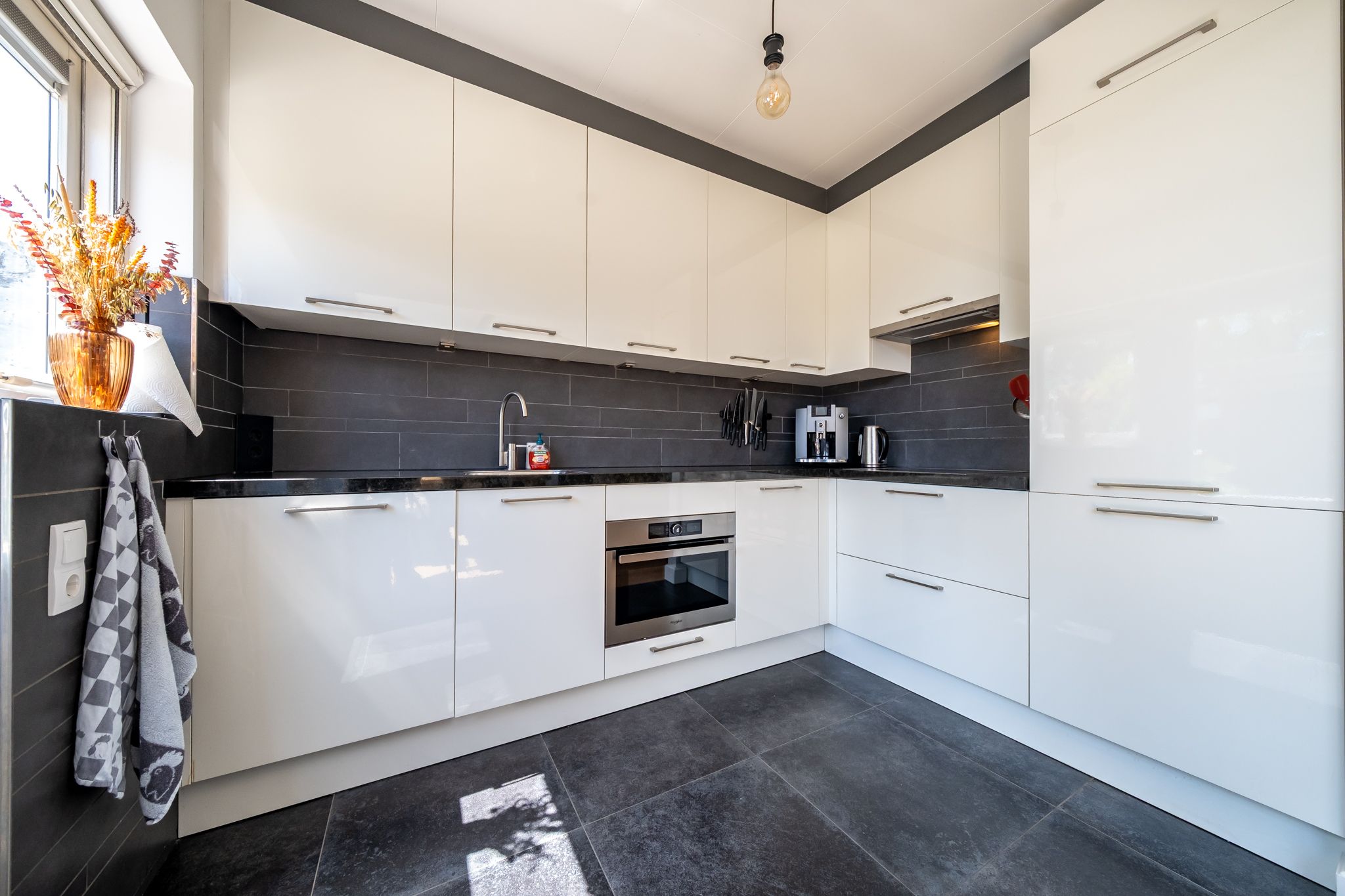 Photo 6 of Christinastraat 15