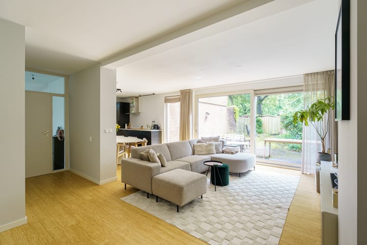 Foto 6 van Apollo 204