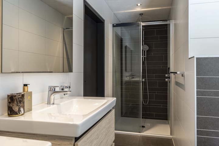 Foto 31 van Bredaseweg 170