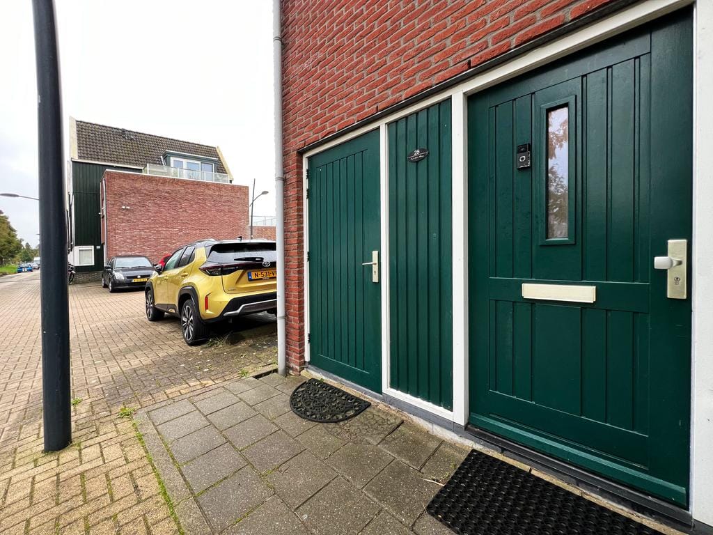 Foto 7 van Makelaar 25