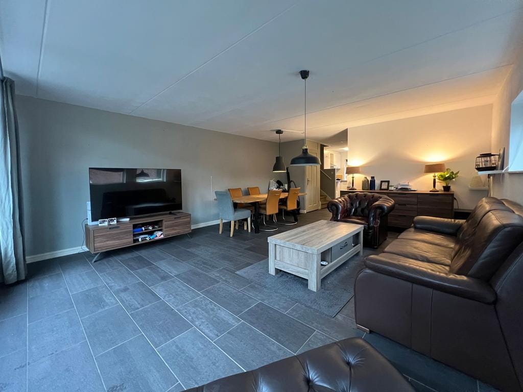 Foto 19 van Makelaar 25