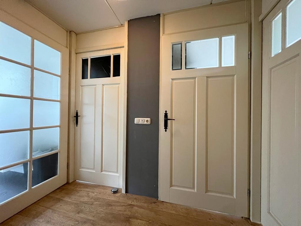 Foto 26 van Makelaar 25