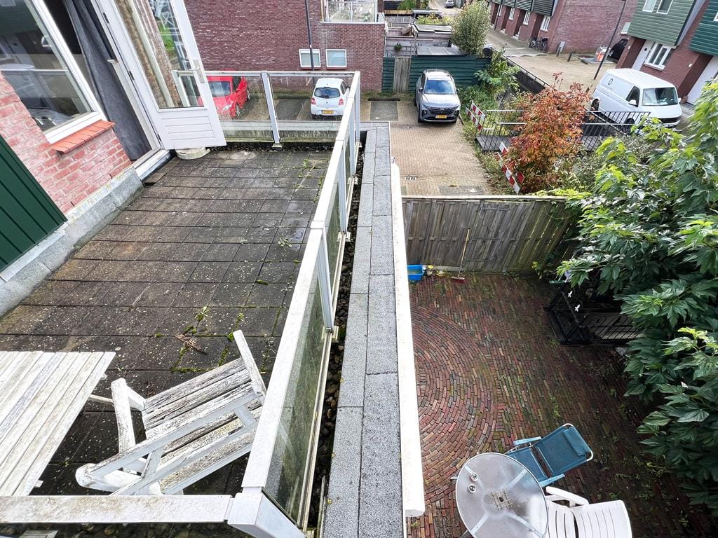 Foto 30 van Makelaar 25