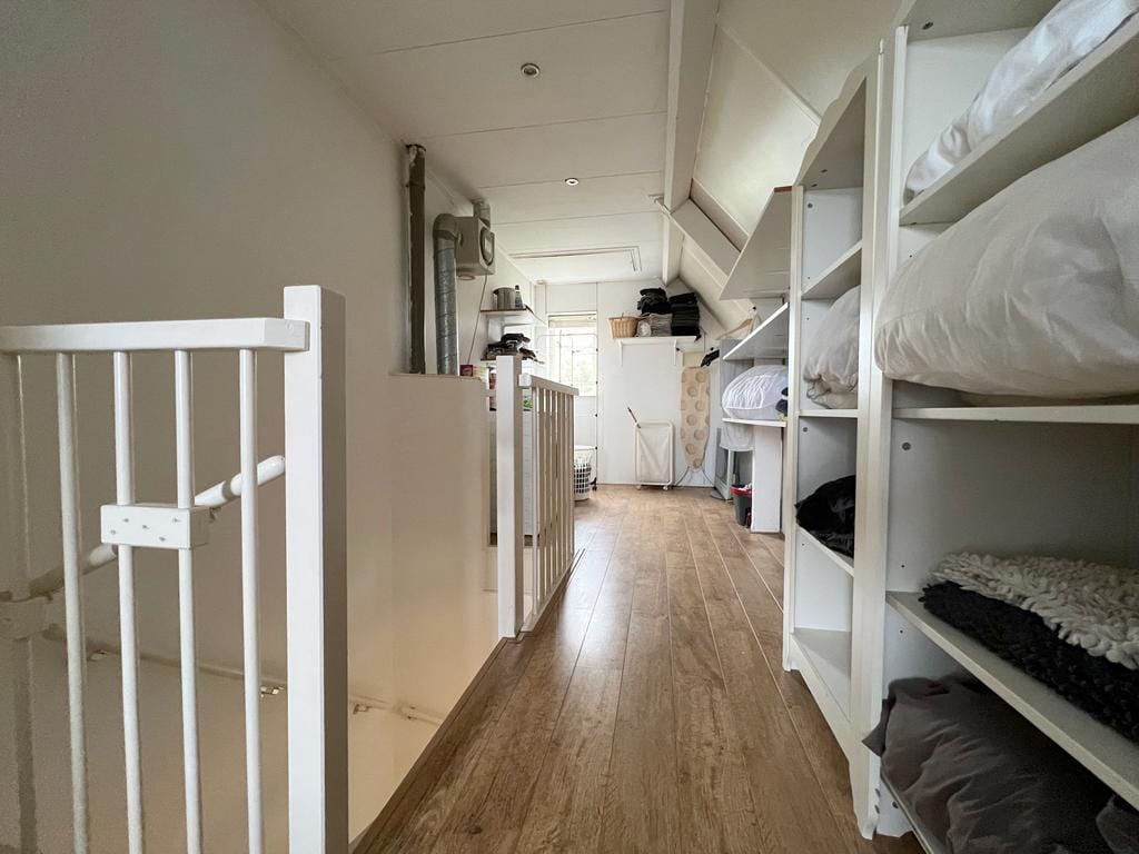 Foto 38 van Makelaar 25