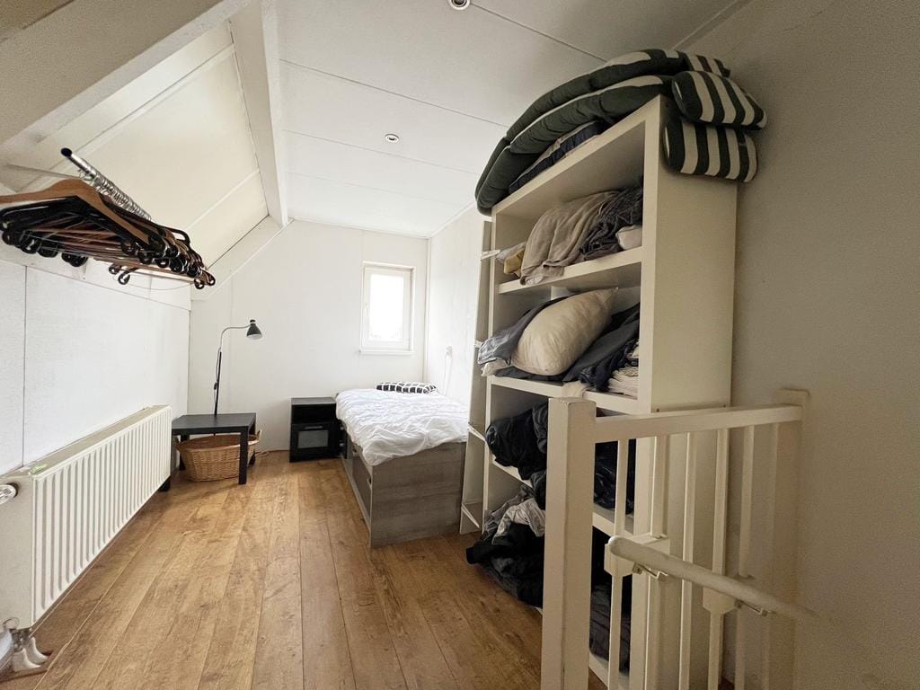 Foto 39 van Makelaar 25