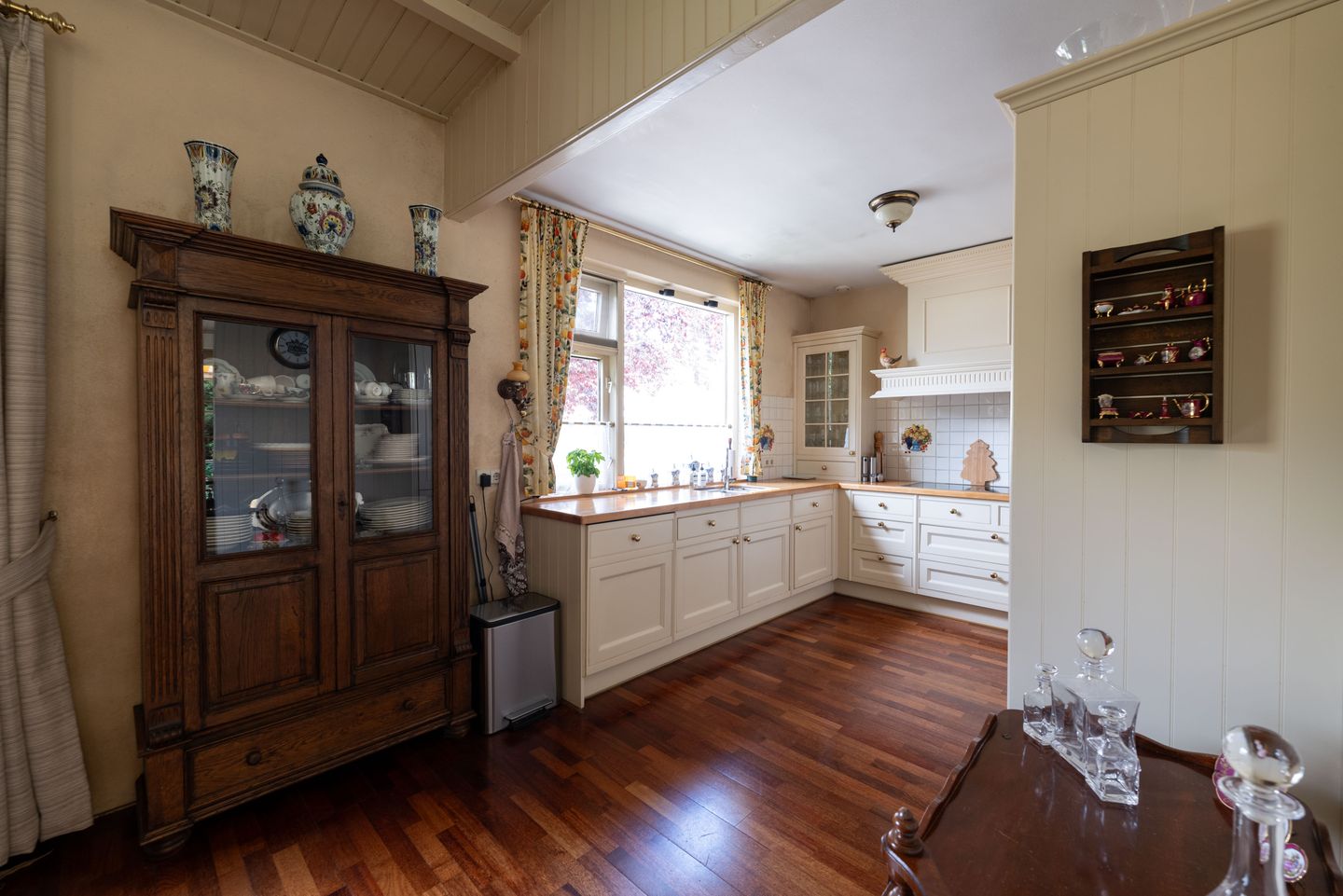 Photo 10 of P A de Genestetlaan 36