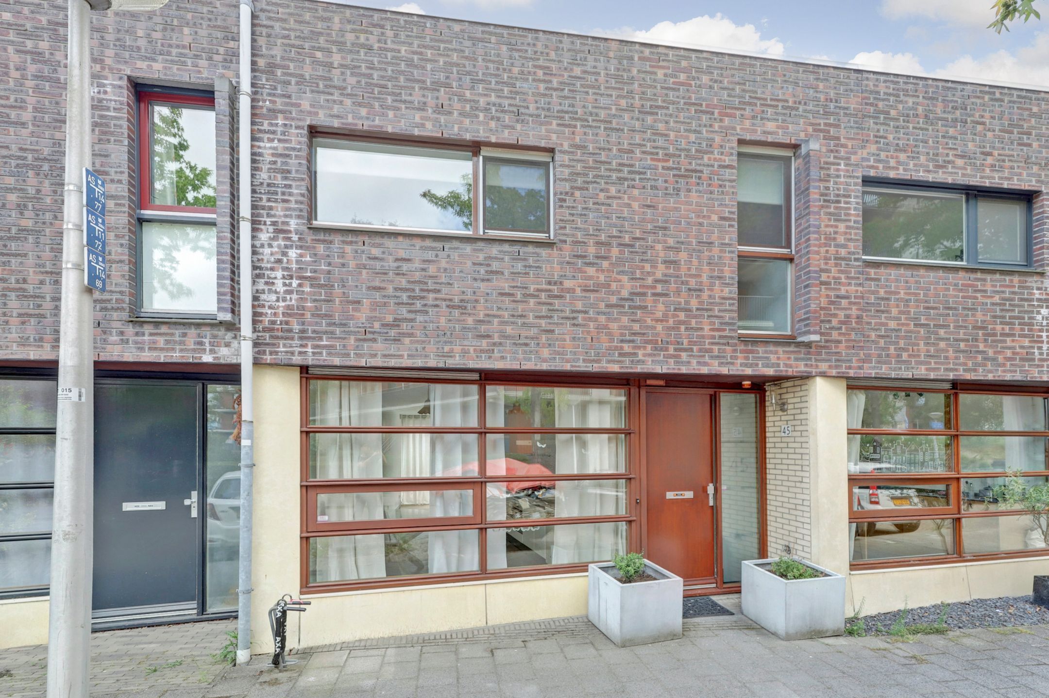 Laan van Van der Gaag 45