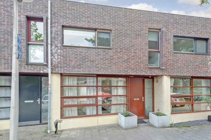 Laan van Van der Gaag 45