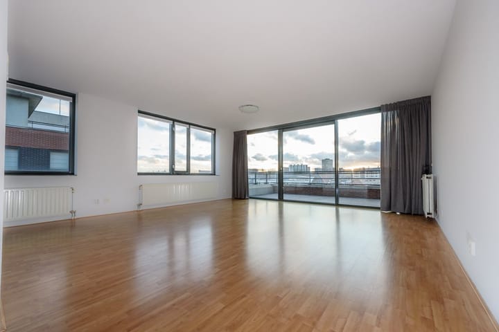 Photo 2 of Koningsveld 75