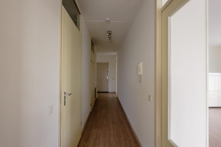 Foto 12 van Wolbrantskerkweg 48-A