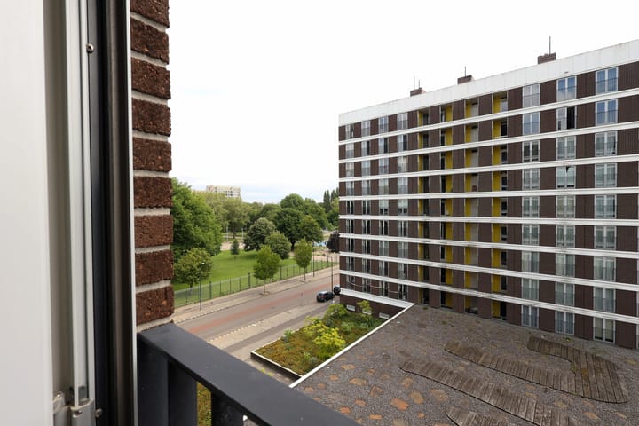 Foto 15 van Wolbrantskerkweg 48-A