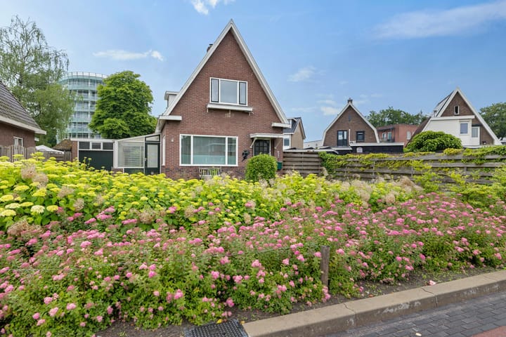 Foto 2 van Zuiderstraat 1