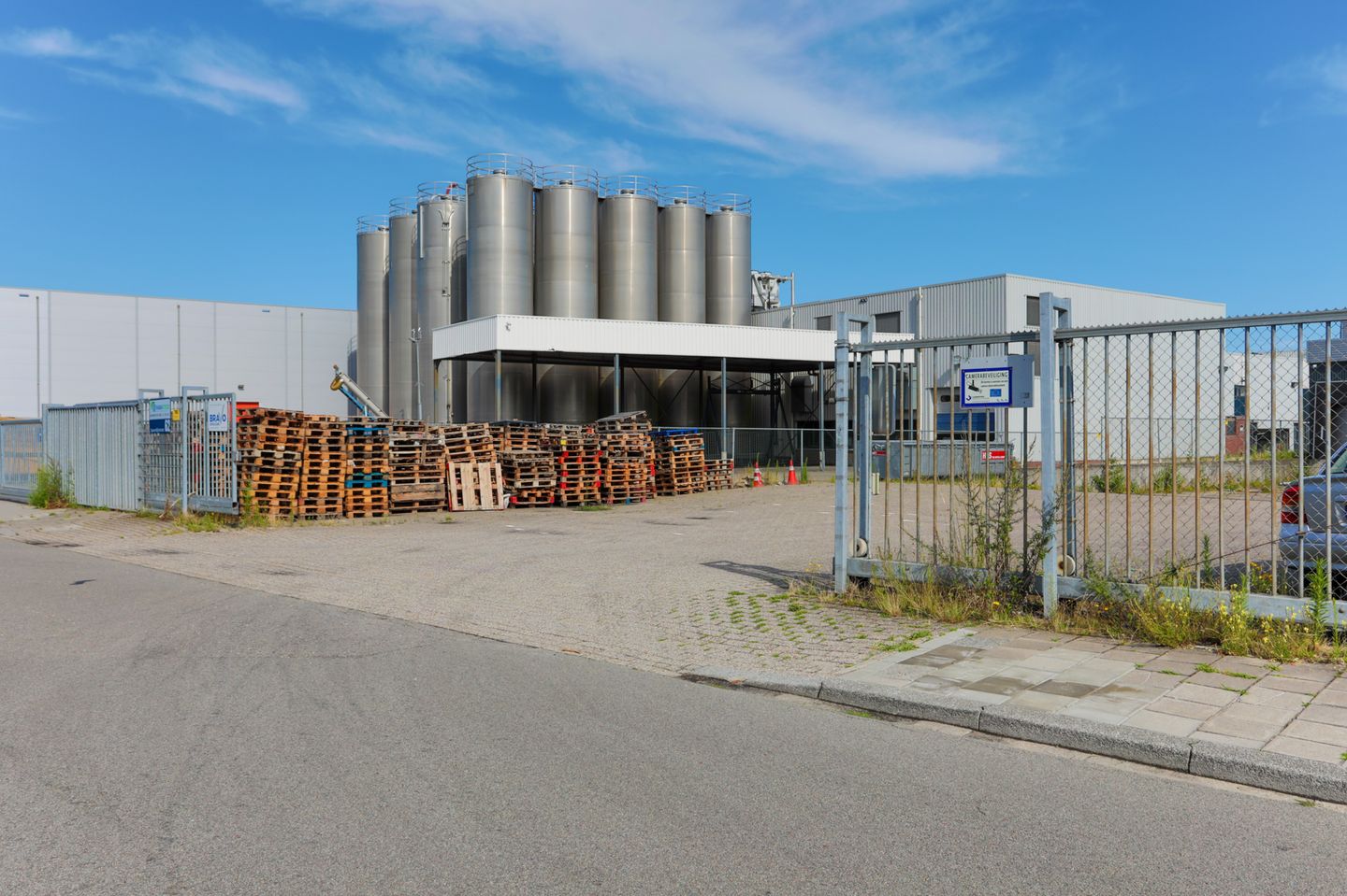 Bekijk foto 2 van Spoordijkstraat 62