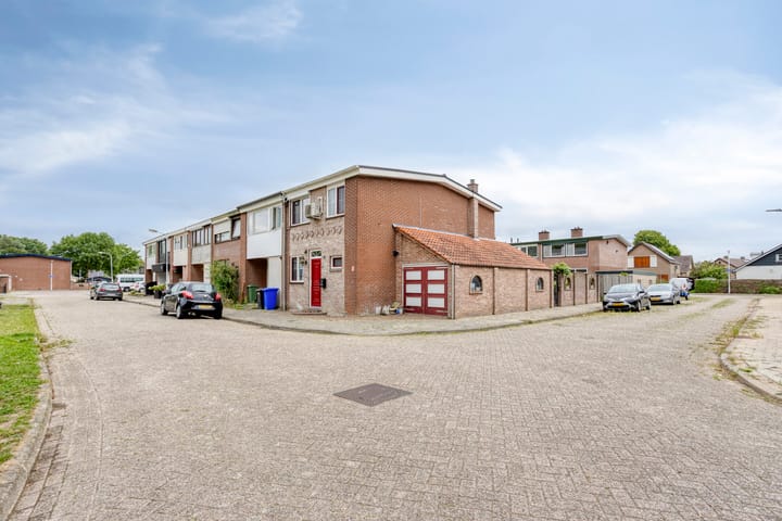 Foto 7 van van Milstraat 13