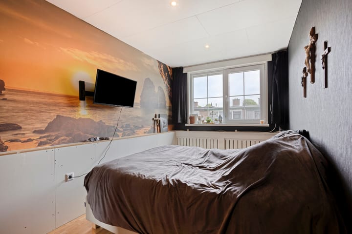 Foto 14 van van Milstraat 13