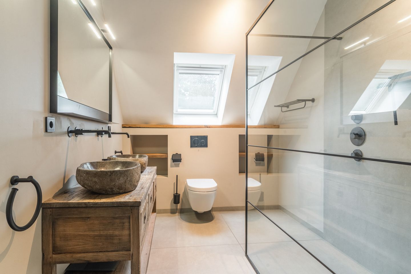 Foto 5 van Atalanta 17