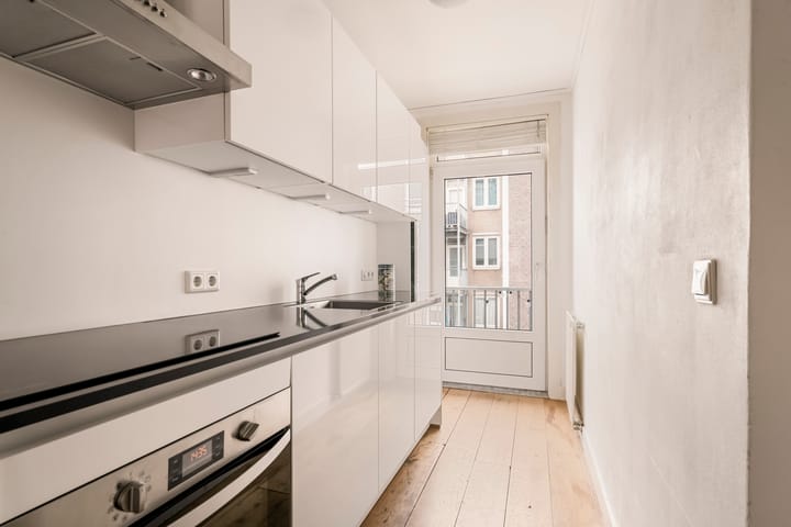 Foto 7 van Albert Cuypstraat 189-2