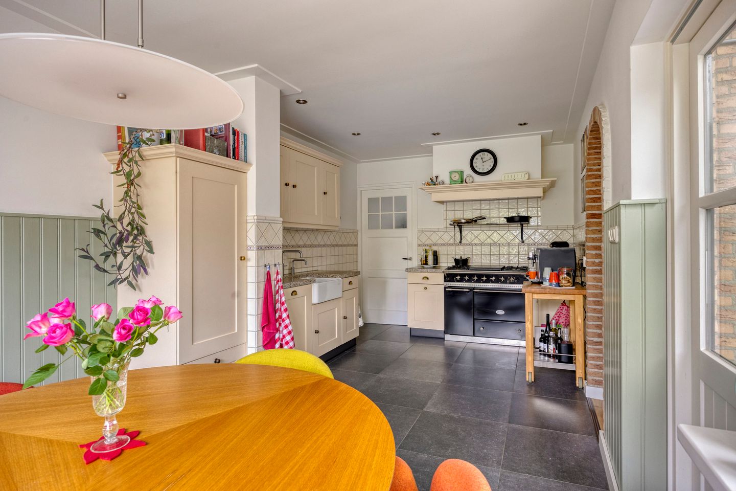 Foto 20 van Esdoornlaan 6