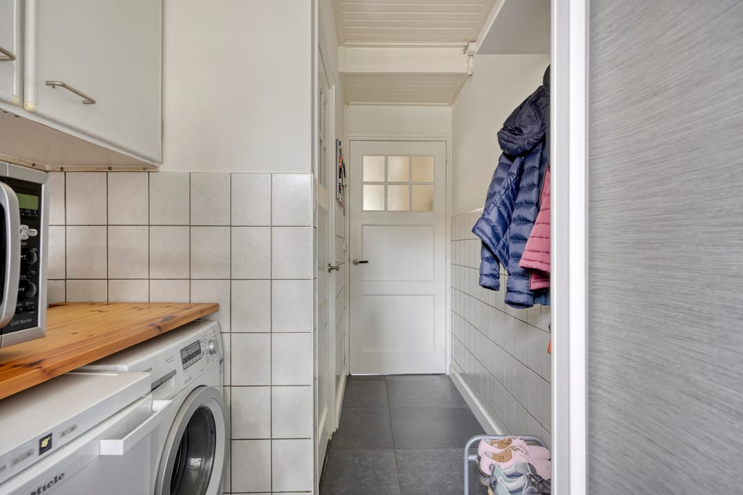 Foto 22 van Esdoornlaan 6