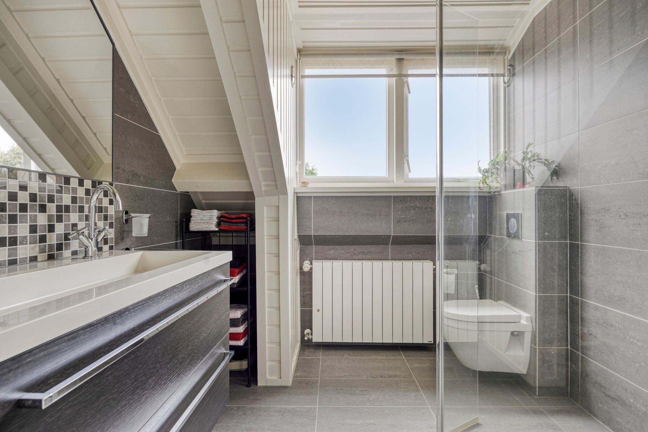 Foto 30 van Esdoornlaan 6