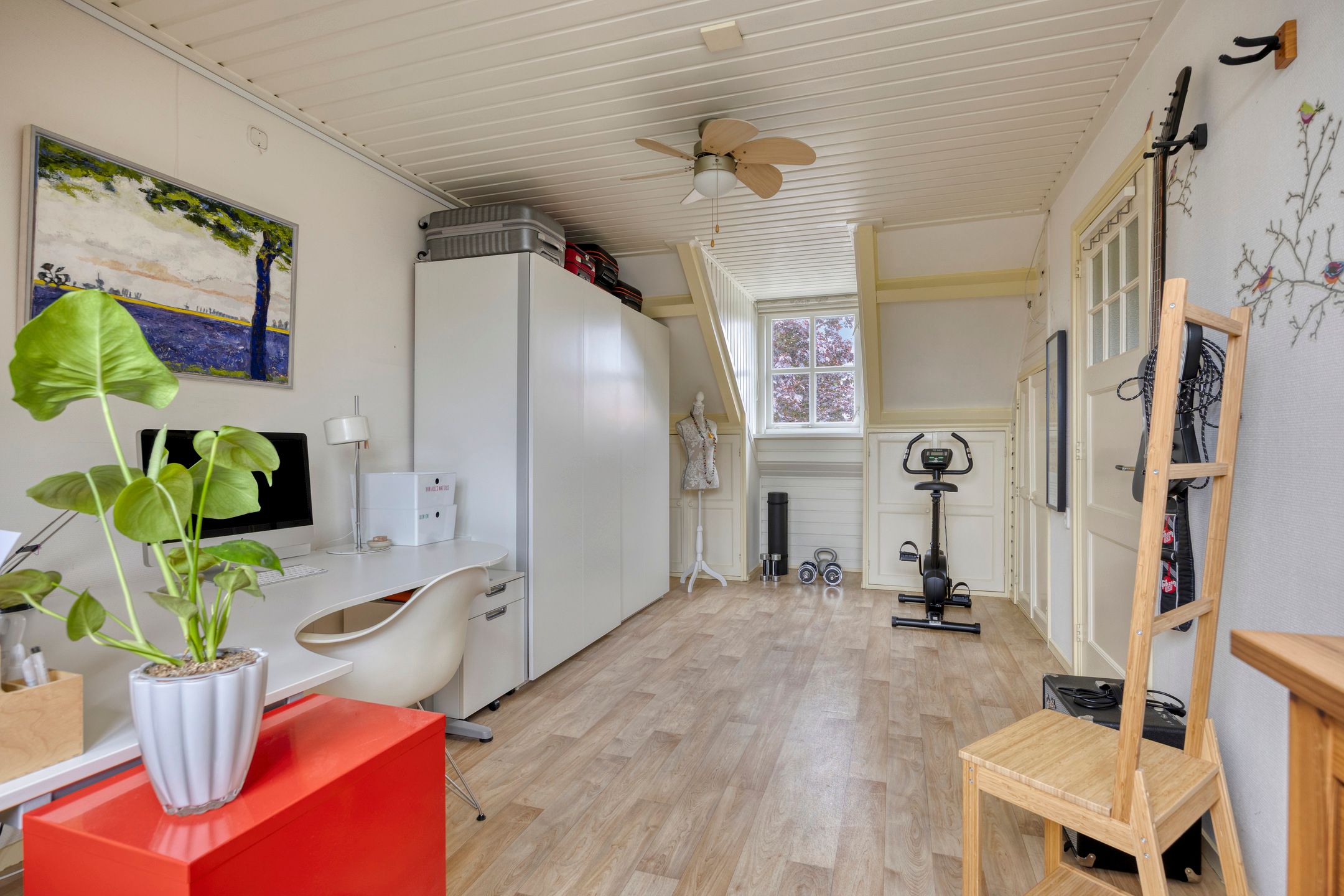 Foto 33 van Esdoornlaan 6