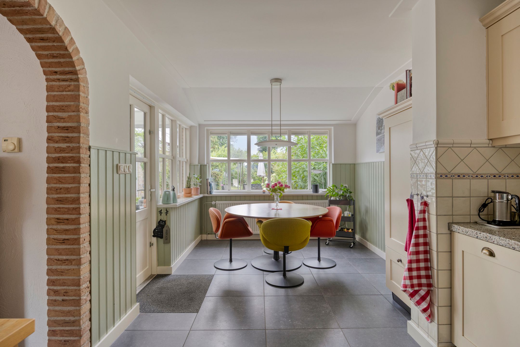 Foto 18 van Esdoornlaan 6