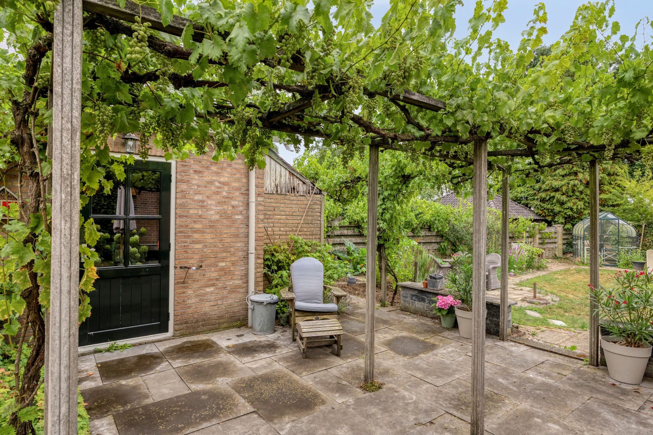 Foto 42 van Esdoornlaan 6