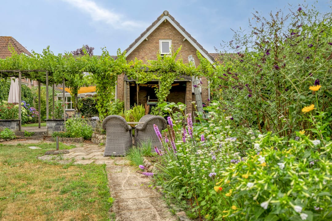 Foto 47 van Esdoornlaan 6